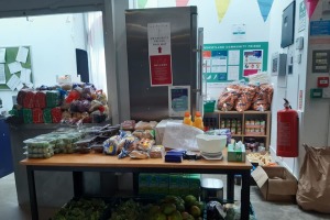 Community fridge listing